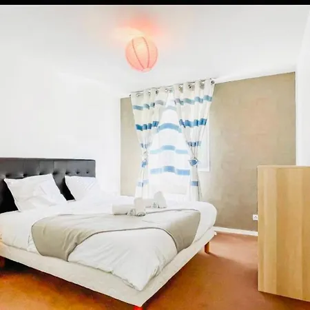 Apartament Virginia 600m De La Gare